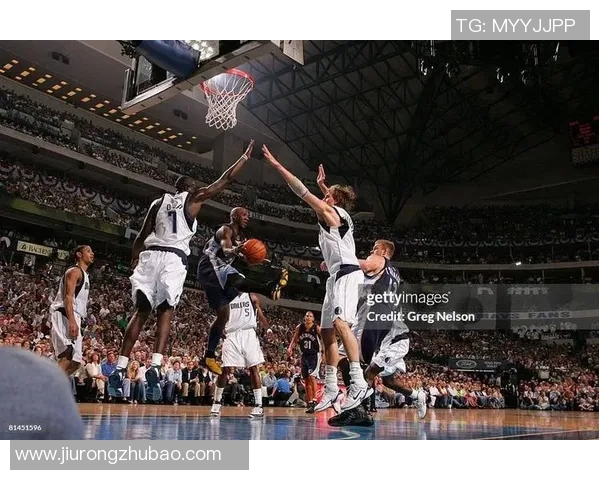 2017年NBA季后赛马刺与灰熊第四场激战回顾及精彩瞬间分析